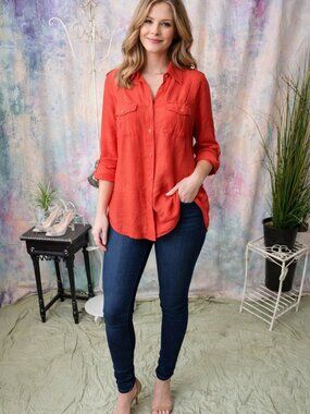 📌 Dress Barn Rust-Coloured Rayon Blend Casual Roll up Blouse Shirt